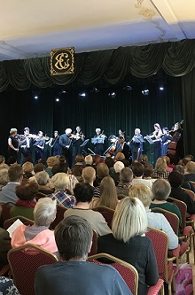 Серию бесплатных концертов открыли «Солисты Санкт-Петербурга»